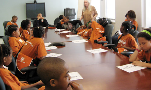 Investigative Consultants Susan Fox and Annette Spellen put our visitors through their paces