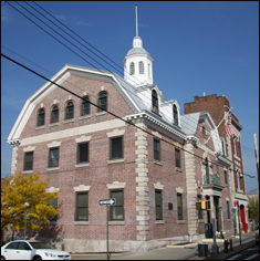 Neighborhood Government Building
