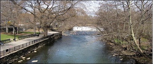 Bronx River Floatables Control Facilities
