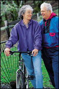 couple cycling