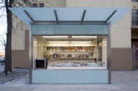 Front view of Newsstand provided by Cemusa