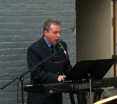 FDNY organist and singer 