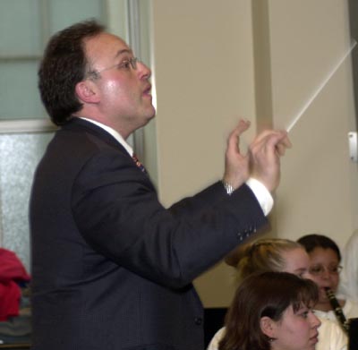 Waukegan, IL High School Music Department performs at FDNY Headquarters. - waukegan_004.jpg