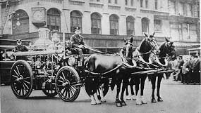 Engine 7 with team of horses
