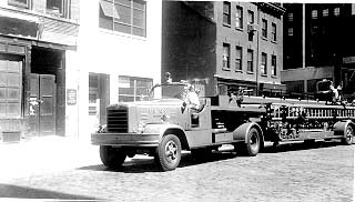 Old Ladder 8 apparatus