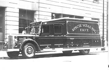 Old Rescue 1 Vehicle