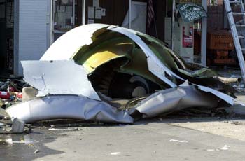 Plane Crash on Fdny Responds To Flight 587 Crash Photo Gallery