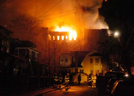 Queens - Box 1045 - 1056 Neilson Street - February 3, 2007