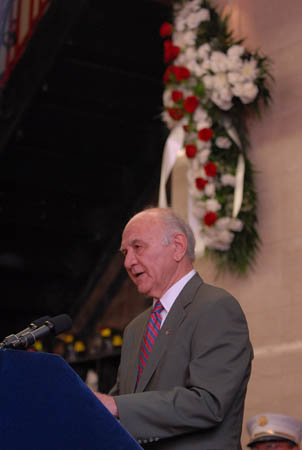 Fire Commissioner Nicholas Scoppetta speaks at the plaque dedication ceremony honoring Firefighter Daniel Pujdak.