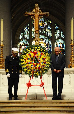 Fire Commissioner Nicholas Scoppetta and Chief of Department Salvatore Cassano lay three wreaths -- for members of the FDNY's Fire Service, members of the Emergency Medical Service and for the Department as a whole.