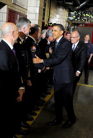 President Obama and former Mayor Giuliani individually greeting all in attendance.