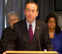 Alan D. Aviles