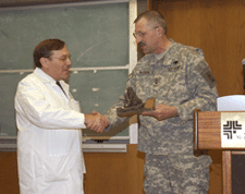 Dr. Bruce Greenstein and Maj. Gen. Robert Kasulke, the Army’s surgeon general