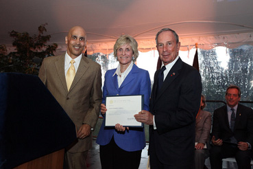 Mayor Bloomberg and Commissioner Sapolin Host Reception in Honor of 21st Anniversary of the Americans With Disabilities Act