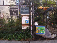 photo: Dias y Flores Garden