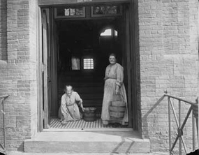 Inmates at work at the City Home on Welfare Island.