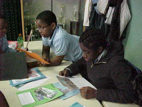 boys read letters