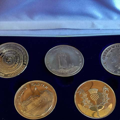 Mayor Bloomberg - Commemorative Scottish coins celebrating Stirling Castle