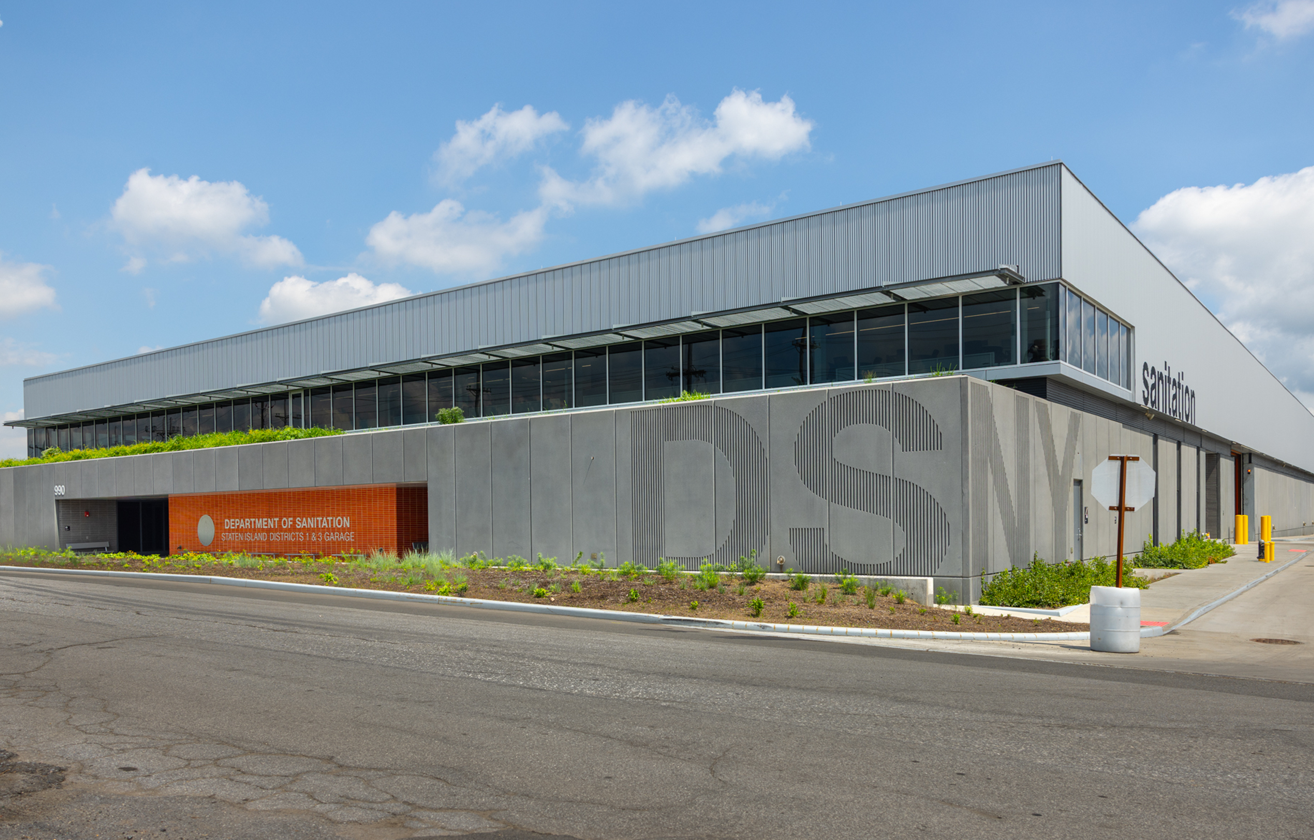 DSNY Districts 1 and 3 Garage
                                           