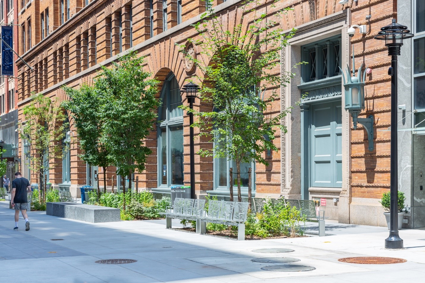 green areas and plantings at plaza