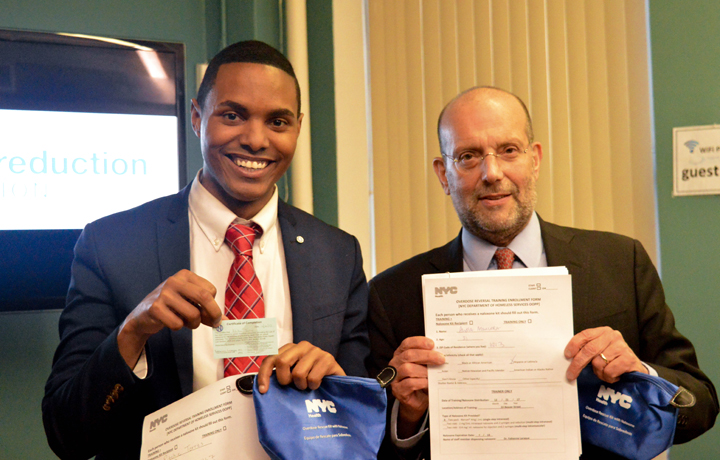 Council Member Torres and Commissioner Banks at an overdose prevention training