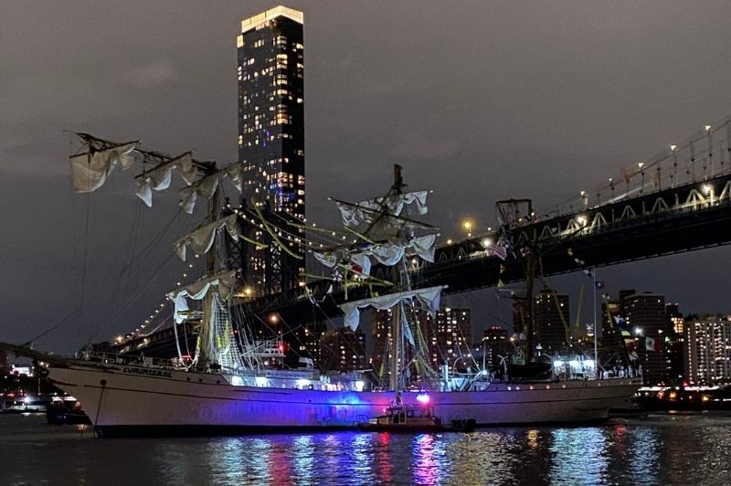 On Saturday, May 17, 2025, FDNY Commissioner Robert S. Tucker provided an update after a boat crashed into the Brooklyn Bridge.
                                           
