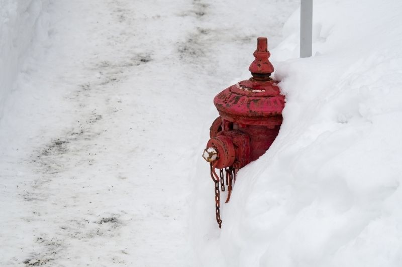 The FDNY reminds New Yorkers of important winter safety tips
                                           