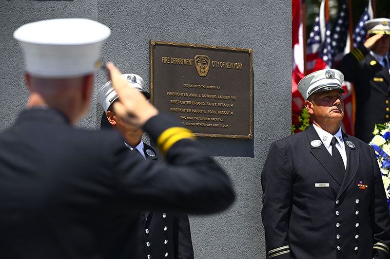 The FDNY commemorates the 25th anniversary of the Father&rsquo;s Day Fire at Queens ceremony
                                           