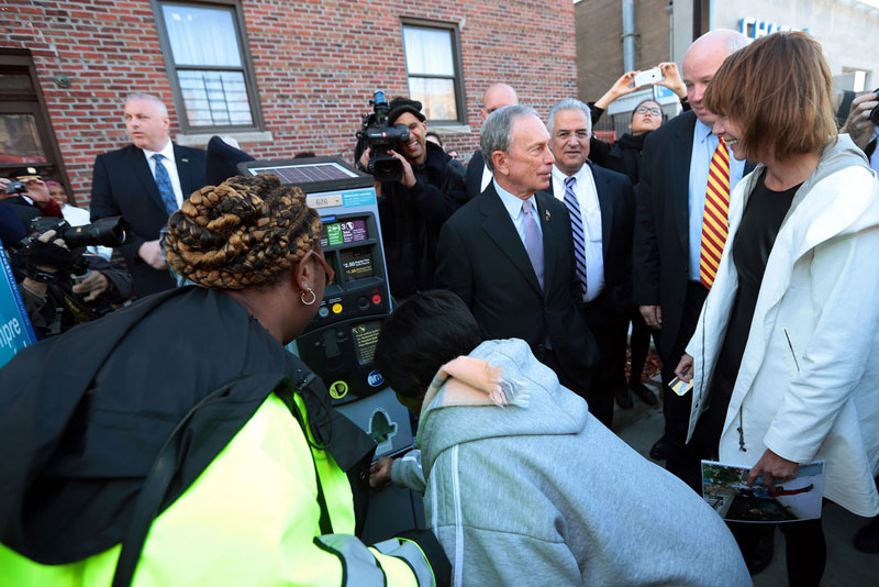 Mayor Bloomberg announces launch of select bus service on Nostrand/Rogers avenues
