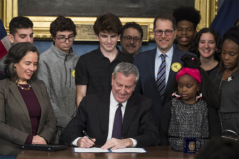 Protecting Young New Yorkers: De Blasio Signs Ban of Flavored E-Cigarettes Into Law