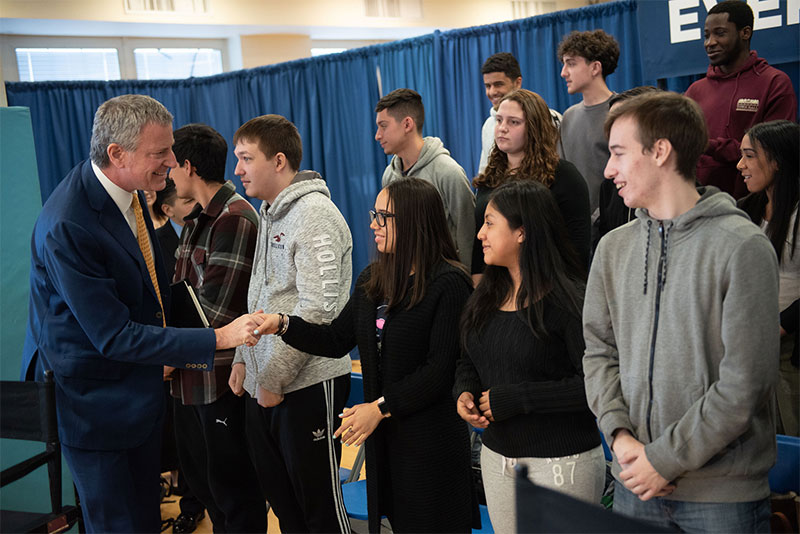 Mayor de Blasio Announces Record-high 55,011 Students Taking Advanced Placement Exams