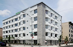 Image of Knickerbocker Commons building.