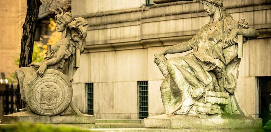 Photograph of 60 Centre Street, New York State Courthouse
                                           