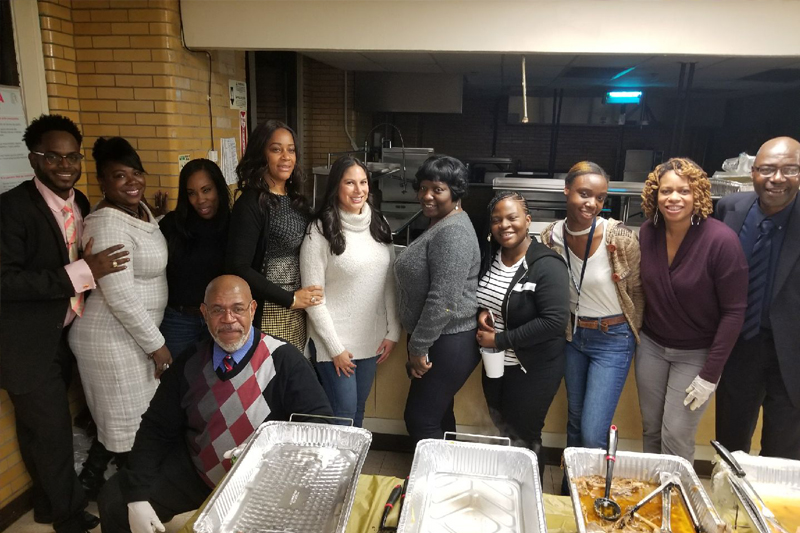 Harlem NeON and ECHOES Serve Thanksgiving Meals