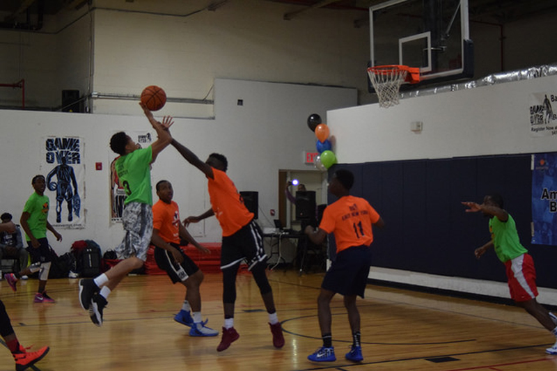 NeON Sports participants playing basketball