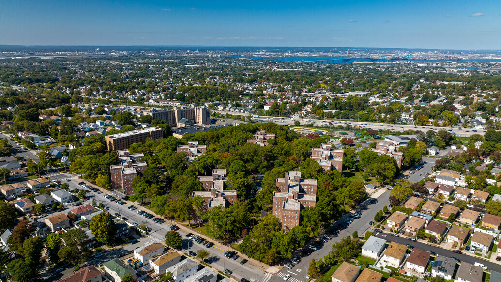 Learn about opportunities within NYCHA&rsquo;s Section 9 capital programs portfolio and connect with design-build teams
                                           