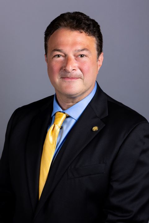 Robert Van Pelt