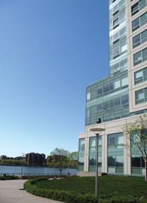 Building setback at water’s edge. Schaefer Landing, Brooklyn