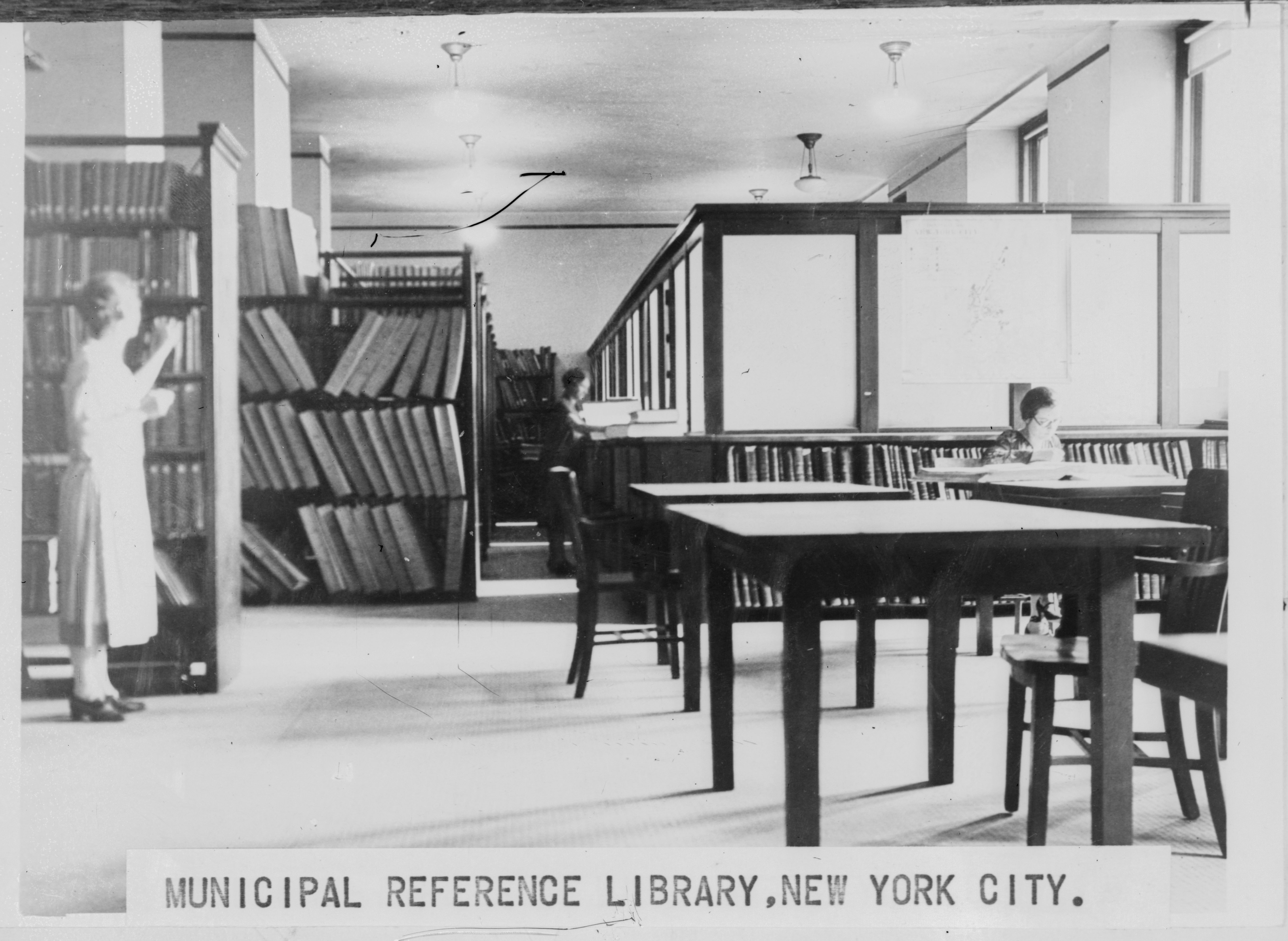 Municipal reference library of New York City, circa 1920s.