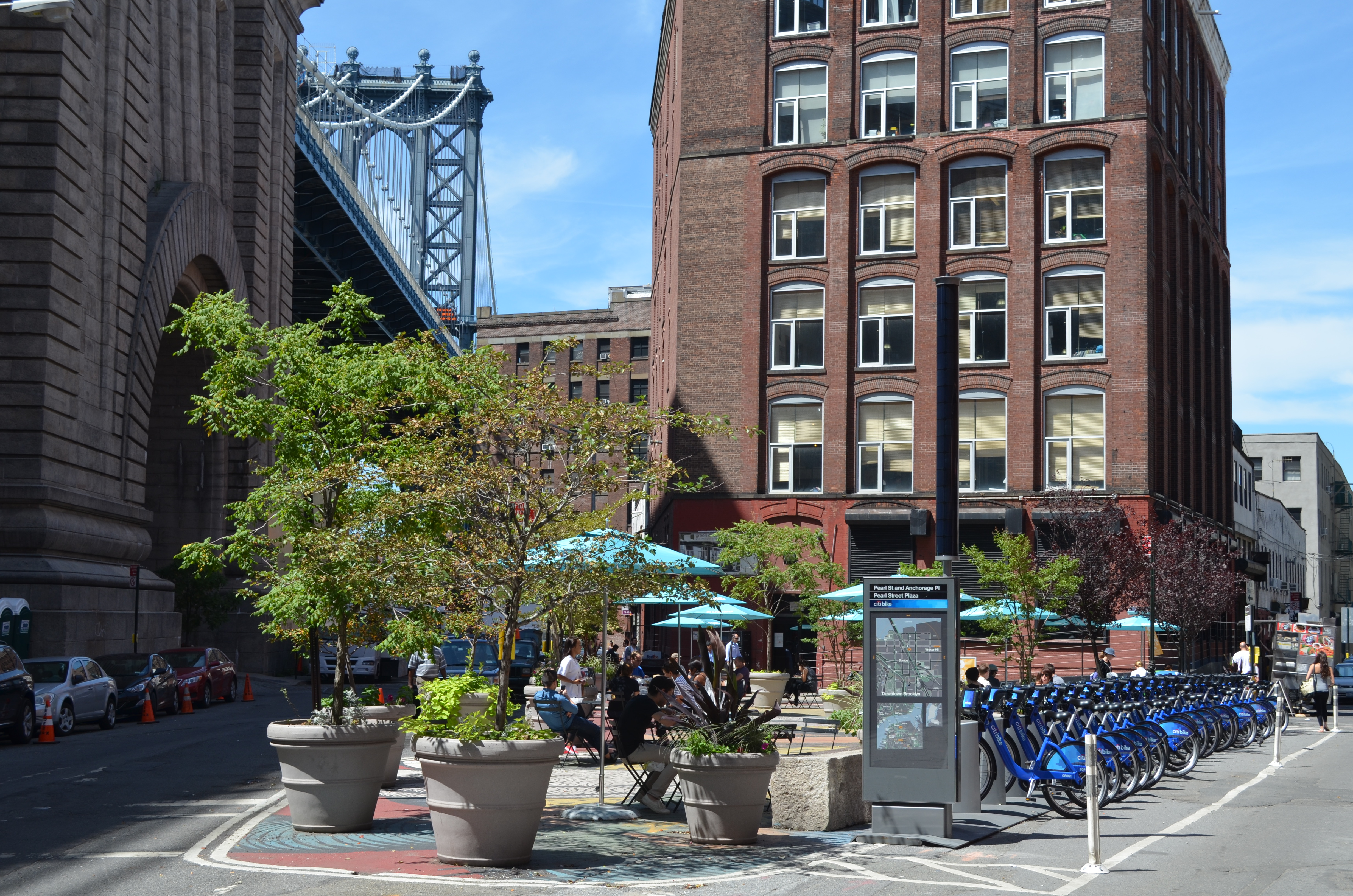 Pearl Street Triangle under the Manhattan Bridge in DUMBO