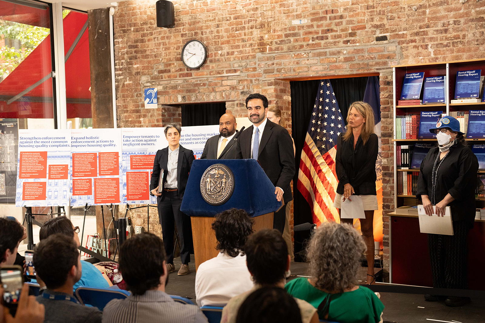 Photo of Mayor Mamdani at a podium