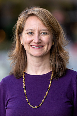 Portrait of Elisabeth Franklin smiling at the camera