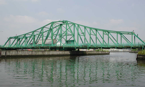 View of the Grand Street Bridge