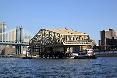 Willis Avenue Bridge being towed up the East River - image 9