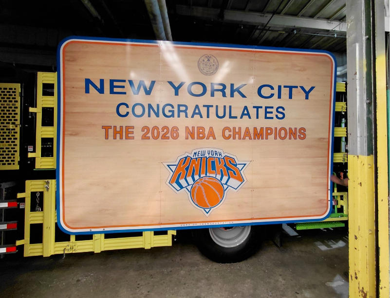 Photo of the Knicks championship sign