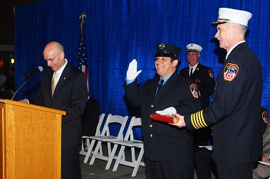 Marine Engineer Ralph Corsini takes the Oath of Office.