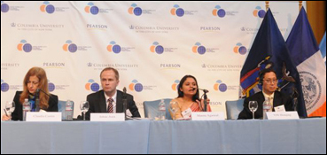 Panelists from Rio de Janeiro, Helsinki, Delhi and Shanghai address delegates from 23 cities, Nov. 18, 2010 (Photo credit: Eileen Barroso)
