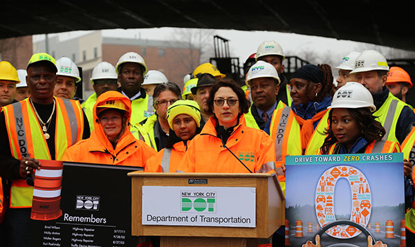 Commissioner Trottenberg, several members of DOT Bridges team, NYC Department of Design and Construction’s Deputy Commissioner for Infrastructure Eric MacFarlane, NYC Department of Environmental Protection’s Director of Environment, Health and Safety of Water and Sewer Operations Fred Chyke-Obpuzor, Con-Ed’s Vice-President for Environment, Health and Safety Andrea Schmitz, National Grid’s Manager of Community and Customer Management Renee V. McClure, and Local 1455 President Michael DeMarco.